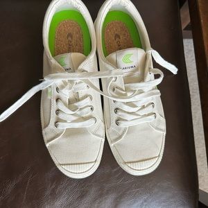 Carolina White Sneakers